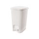 Lixeira-Plastica-com-Pedal-Trama-Branco-12L-8832-Plasutil.jpg